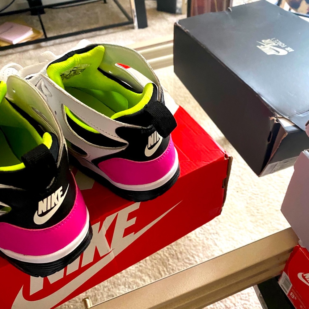 Nike